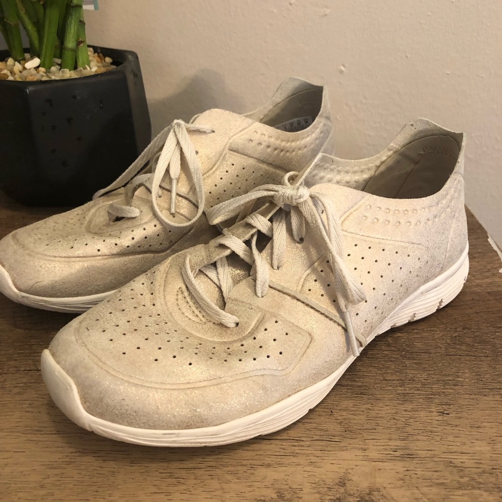 Sketcher Air cooled memory Foam Sneaker